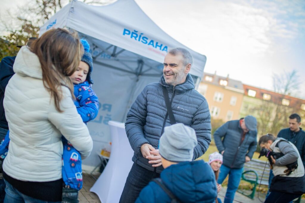 Přísaha je proti zkrácení doby rodičovské dovolené