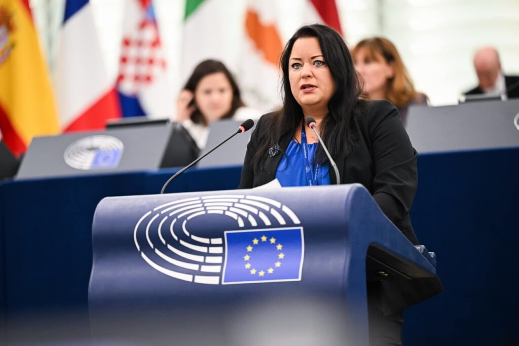 Premiér Fiala lhal o pomoci z fondu solidarity Evropské unie!